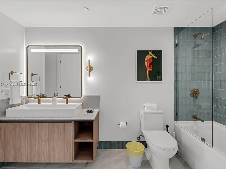 601 NE 1st St #4204 — Photo 15