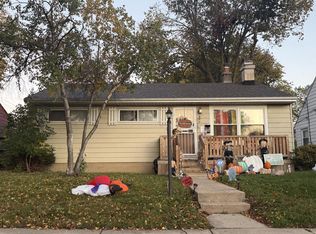 8014 W Grantosa Dr, Milwaukee, WI 53218