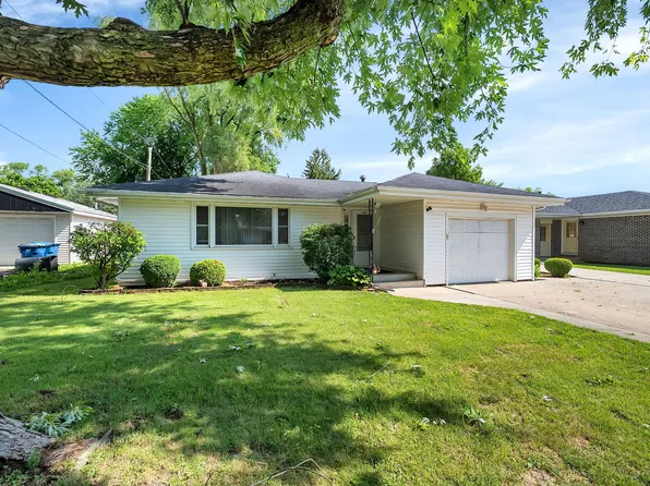 718 1st Ave, Morris, IL 60450