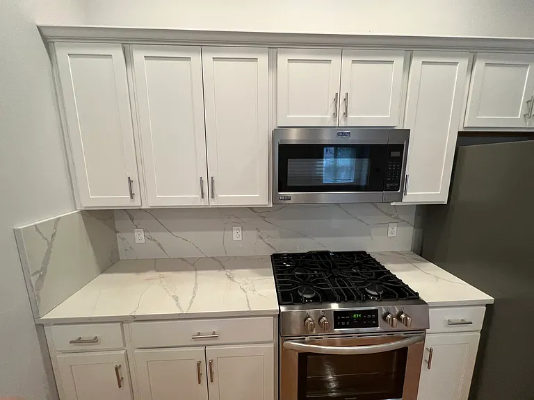 126 Cross St #2L — Photo 2