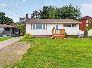 242 Broadway St, Moncton, NB E1A 3Y6
