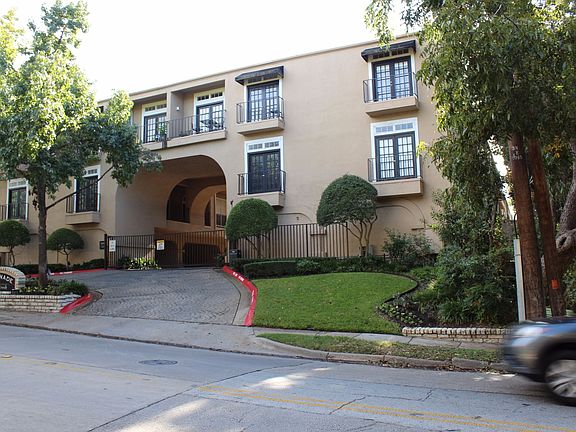 3rd image of 3311 Blackburn St APT 205