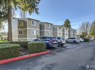 12423 NE 131st Ct APT E305, Kirkland, WA