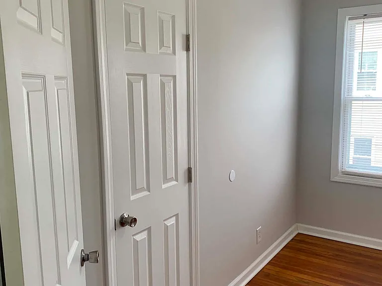 170 Grove St #3 — Photo 8