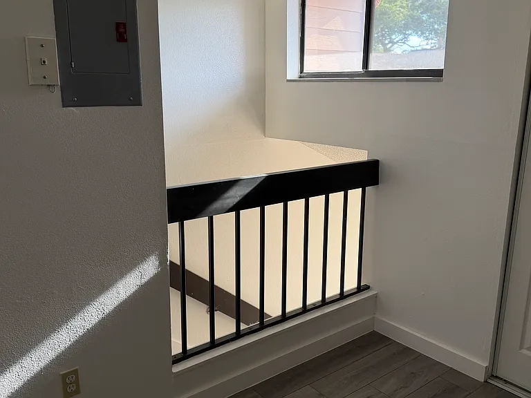 6204 Raintree Dr — Photo 8