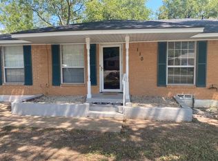 110 Evelyn St, Desoto, TX 75115