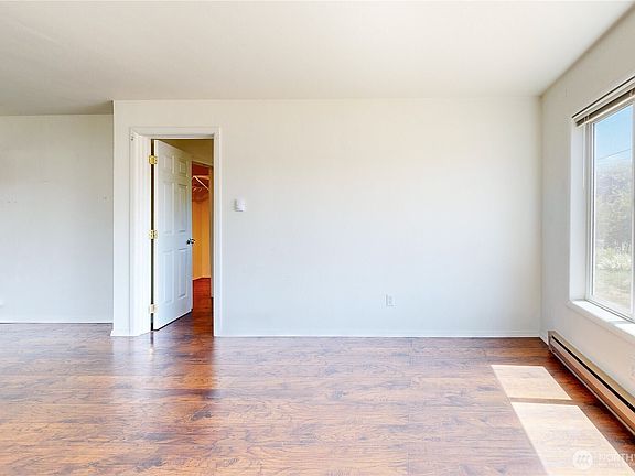 4th image of 1503 Ruth Street