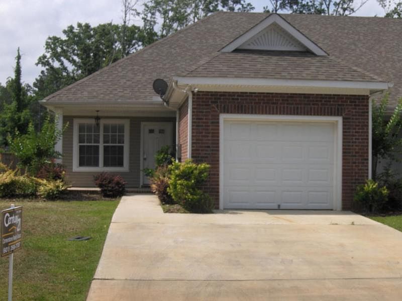 1st image of 314 Sweetwater Ln