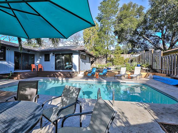 2nd image of 2331 Cheshire Way