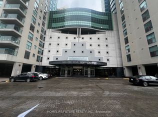 77 Harbour Sq #3008, Toronto, ON M5J 2S2