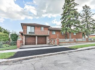 135 Jay St, Toronto, ON M6L2M3