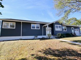 701 Berkeley Ln, Neptune, NJ 07753