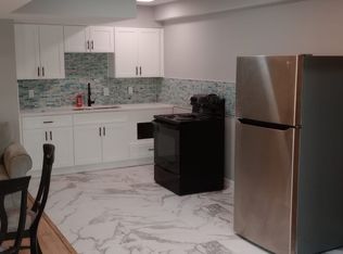 51 Willow Gln, Sandy Springs, GA 30342