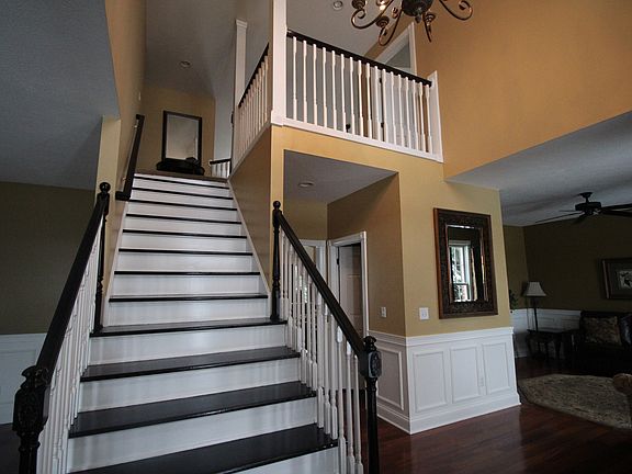 3rd image of 13676 Violet Meadows Blvd NW