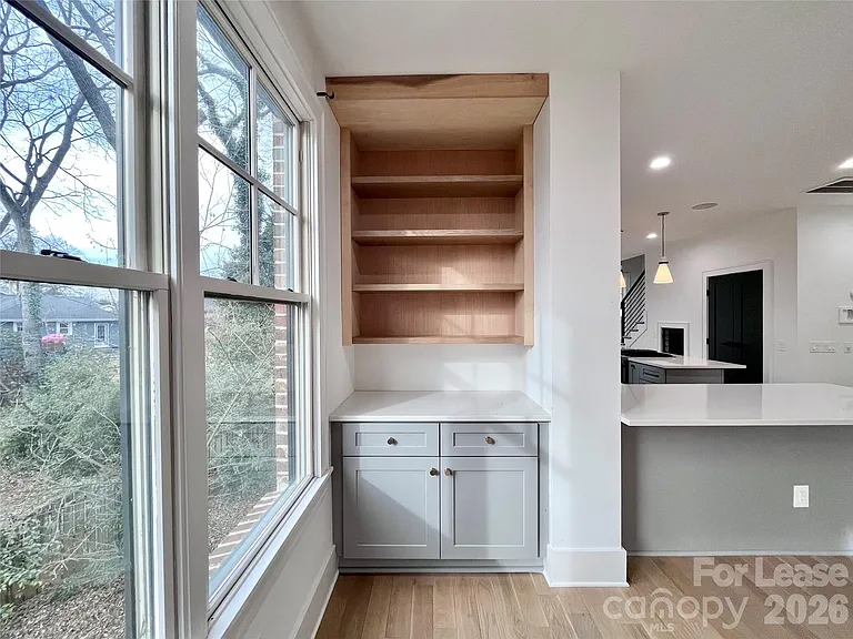 614 West Blvd — Photo 6