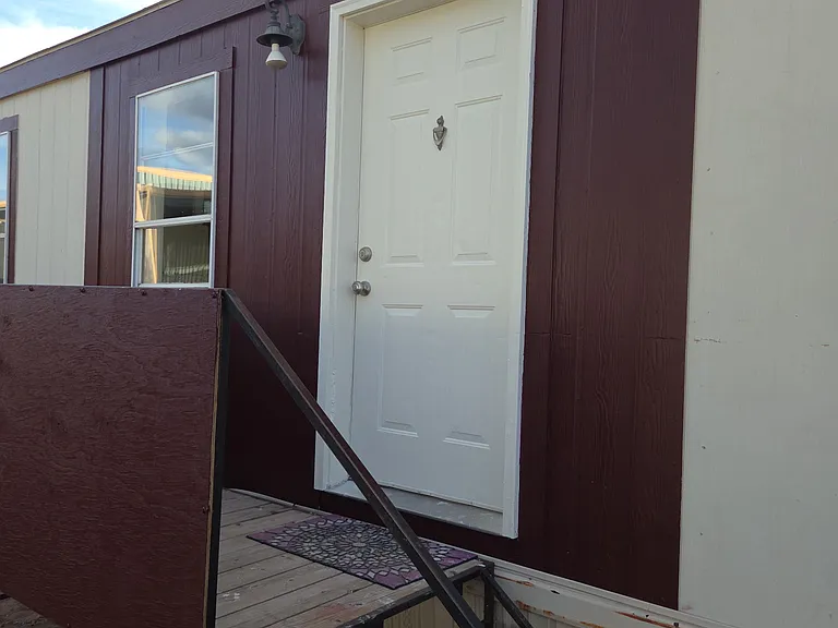 120 Shady Ln — Photo 2