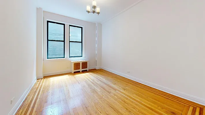 Rented by Bond New York | media 4