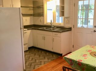 102 Juniper Rdg #A, Shelburne, VT 05482