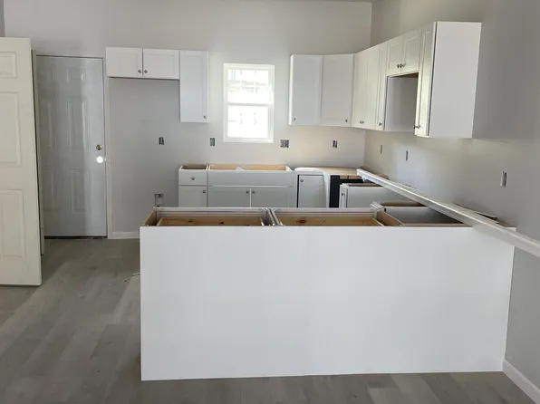 1080 Packing House Rd, Kingsport, TN