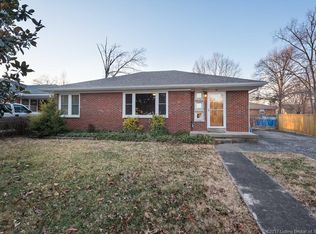 10 Robin Ct, New Albany, IN 47150