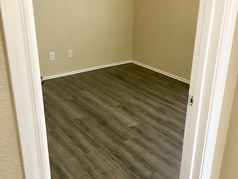 213 Silver Mist Cir — Photo 25