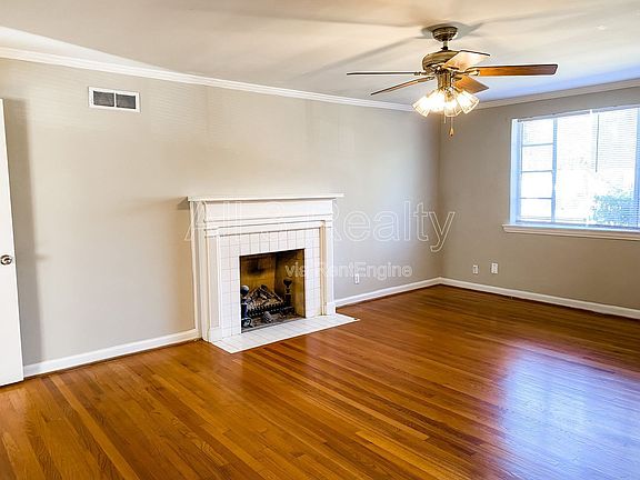 4th image of 2762 Biltmore Ave