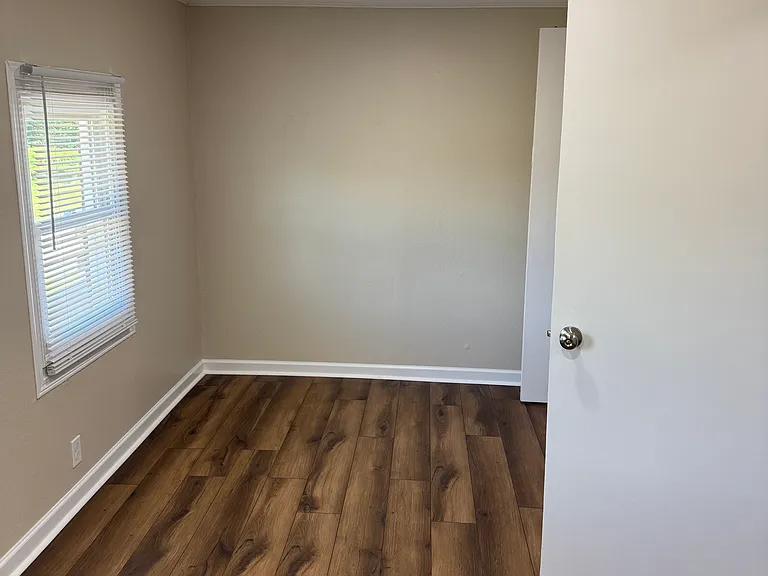 155 Morris Rd — Photo 15