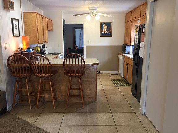 5th image of 439 12th Ave NE