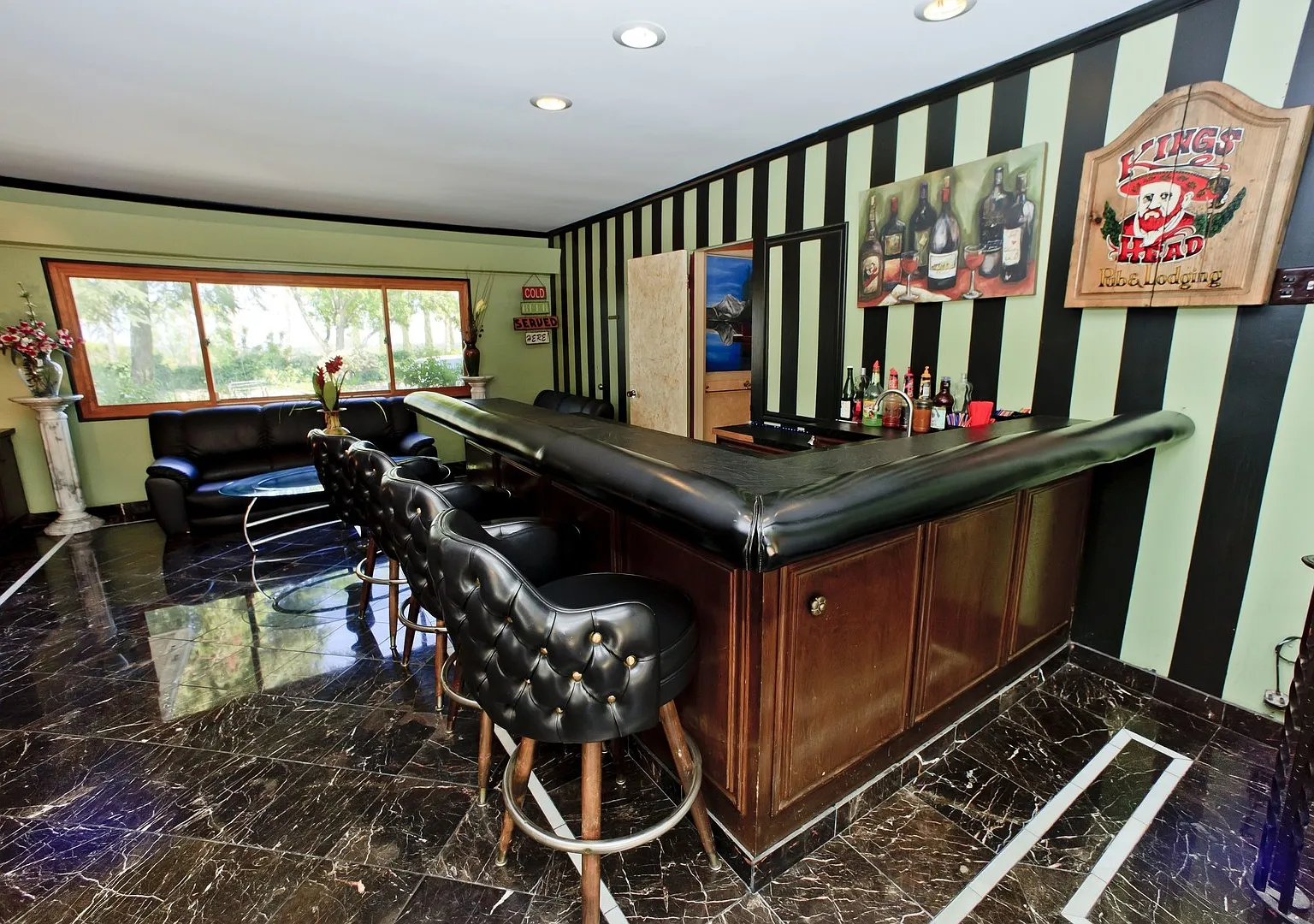 Frank Sinatra/Roger Miller/Clint Walkers Mansion — Photo 2
