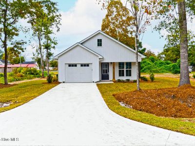 304 Bynum Avenue, Maysville, NC, 28555