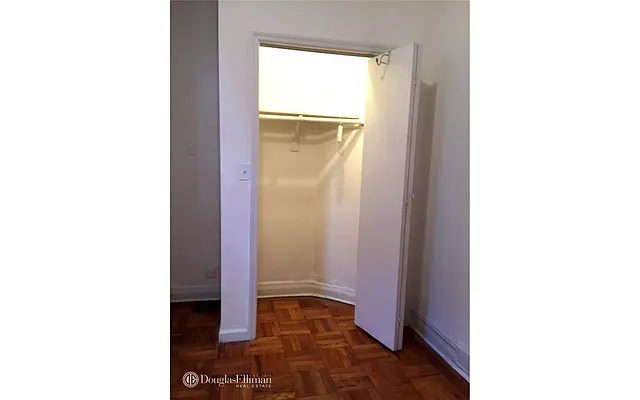 Rented by Douglas Elliman | media 7