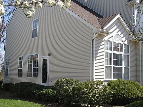 2nd image of 23 Gallop Ln #201