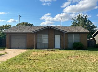 1914 74th St, Lubbock, TX 79423