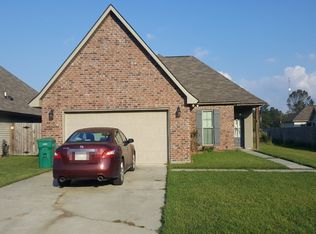 29090 Honeysuckle Ln, Livingston, LA 70754