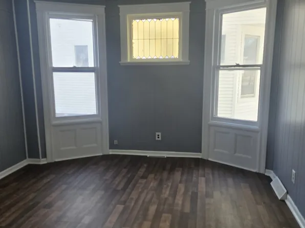 306 Church St APT 1, Poughkeepsie, NY 12601