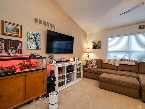 4th image of 7885 Summerlin Blvd