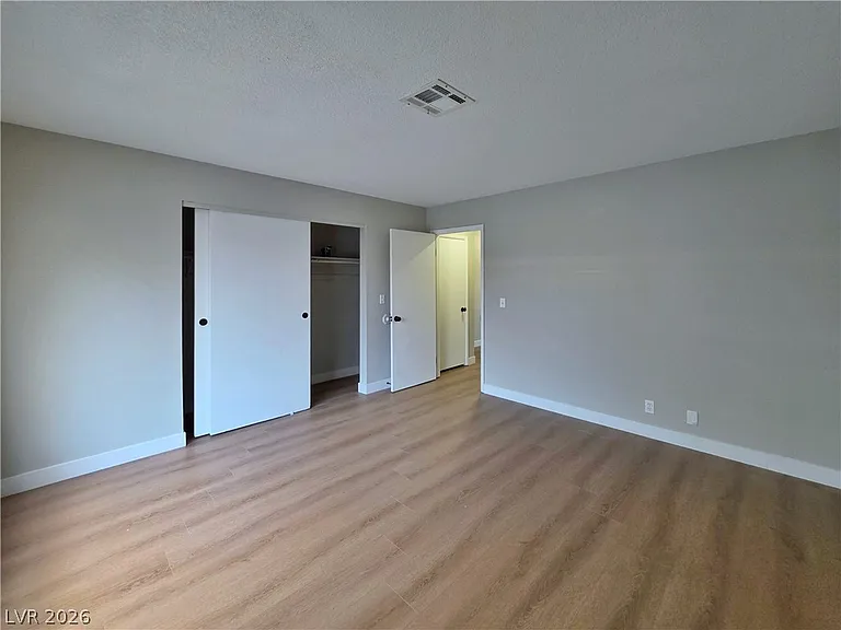 4230 Mississippi Ave — Photo 16