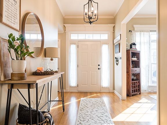 3rd image of 4101 Shetland Cir