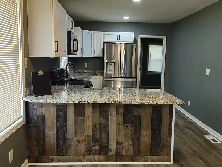 3001 Kensington Ave — Photo 6