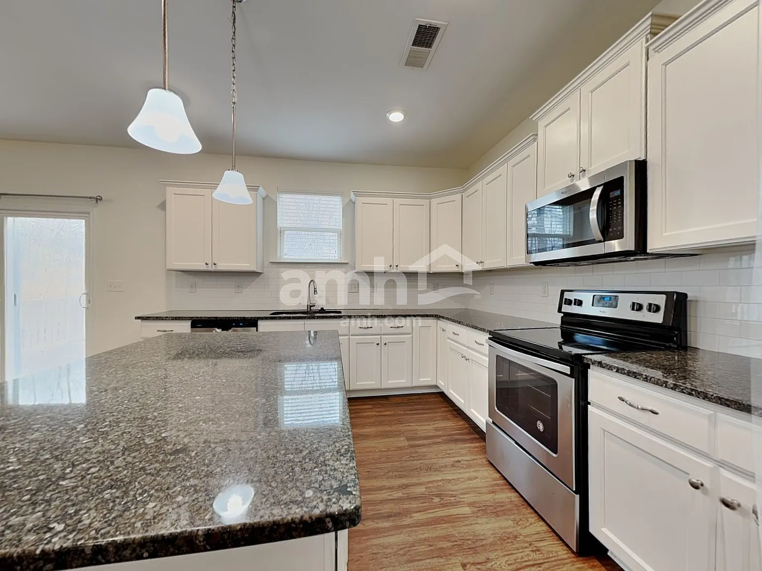 5 bed, 3.0 bath, 2847 sqft, $3,010 — Photo 4