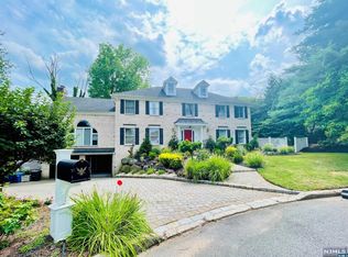 12 Littlefield Ct, Haworth, NJ 07641