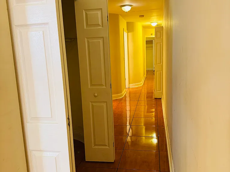 6217 S Woodlawn Ave #1 — Photo 6