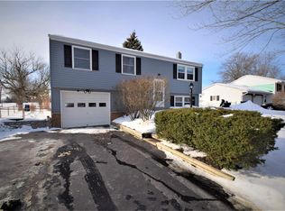 33 Bucky Dr, Rochester, NY 14624