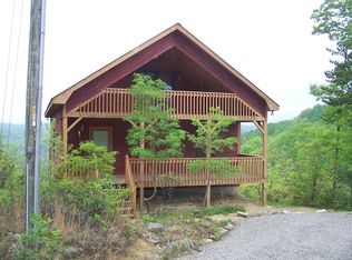 1516 Little Rock Canyon Rd, Lenoir, NC 28645