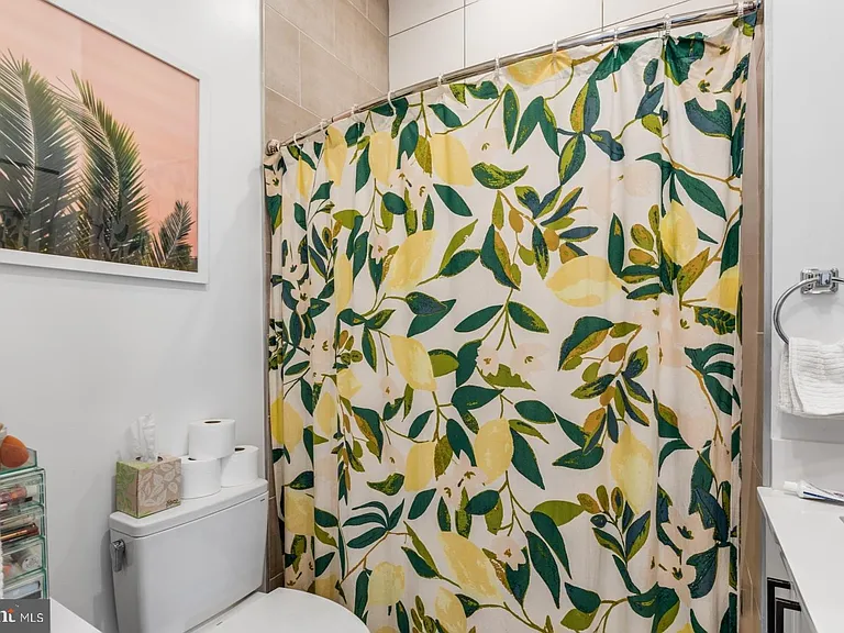 1935 E Hazzard St #203 — Photo 11