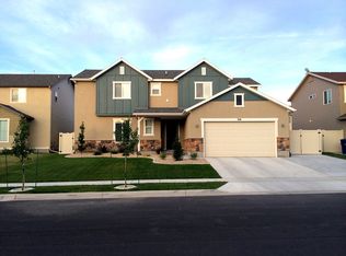 916 N Rothbury Ct, North Salt Lake, UT 84054