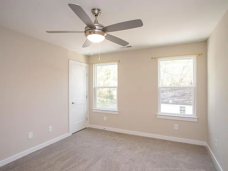 302B Ensley Ave — Photo 29