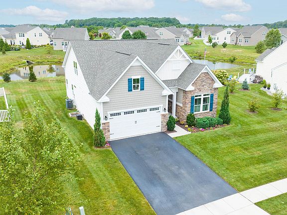 3rd image of 29610 Vincent Village Dr