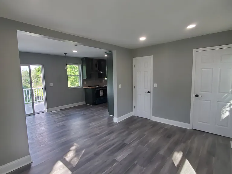 2570 Graffenburg Rd — Photo 8