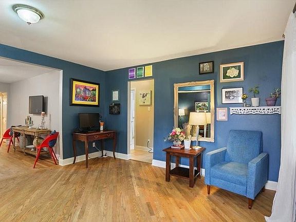 2nd image of 5514 Wingate Dr